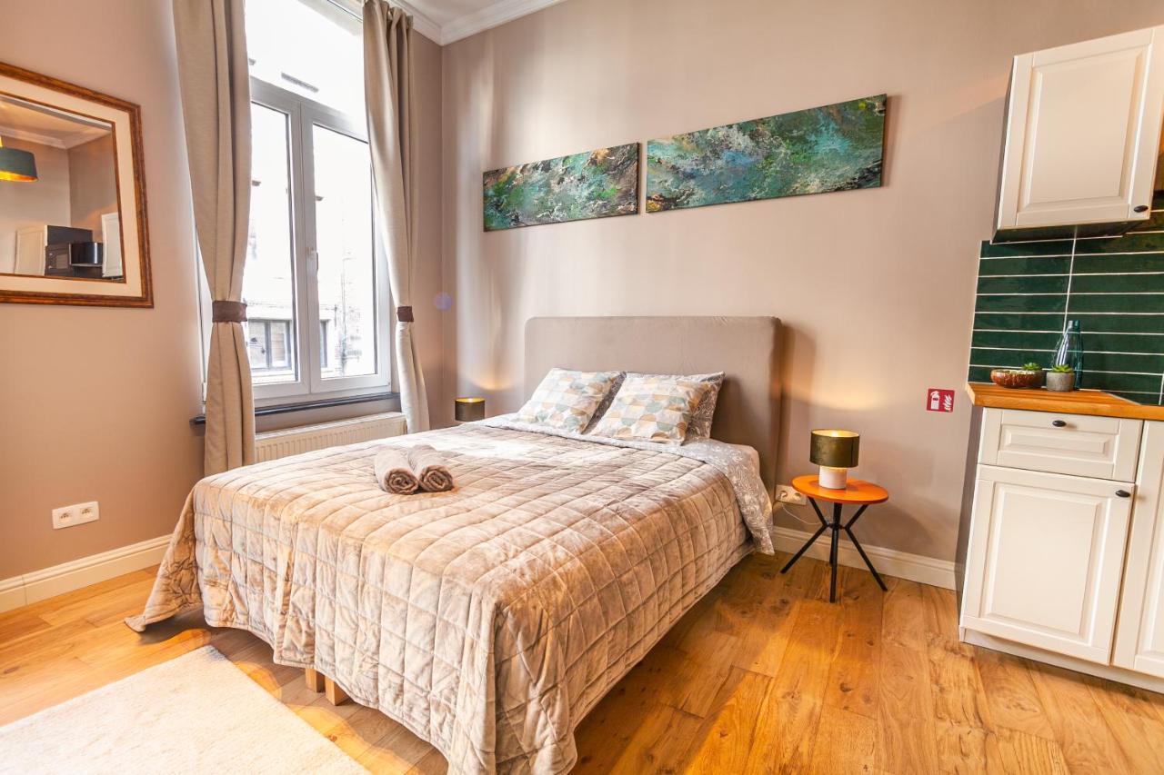 Luxury Suites Boutique By Rikas Hotels Antwerpen Exteriör bild