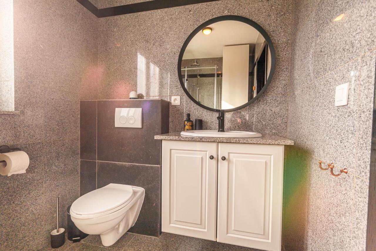 Luxury Suites Boutique By Rikas Hotels Antwerpen Exteriör bild
