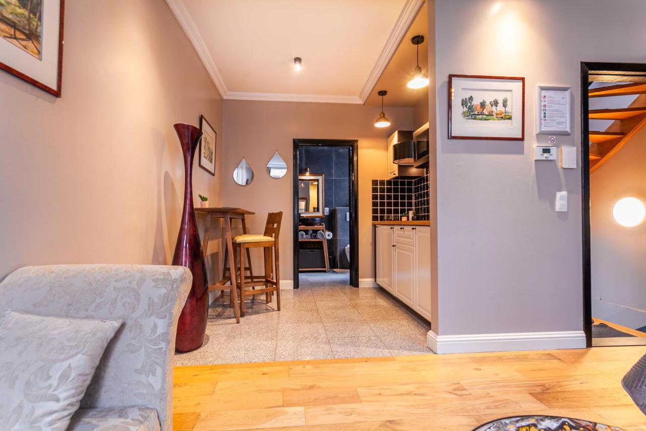 Luxury Suites Boutique By Rikas Hotels Antwerpen Exteriör bild