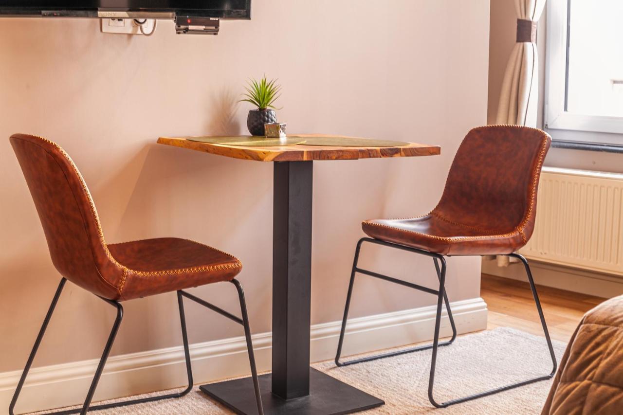 Luxury Suites Boutique By Rikas Hotels Antwerpen Exteriör bild