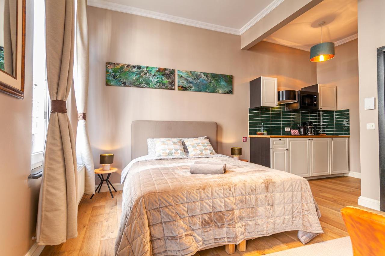 Luxury Suites Boutique By Rikas Hotels Antwerpen Exteriör bild