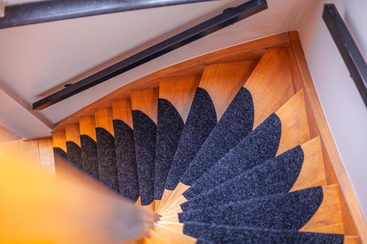 Luxury Suites Boutique By Rikas Hotels Antwerpen Exteriör bild